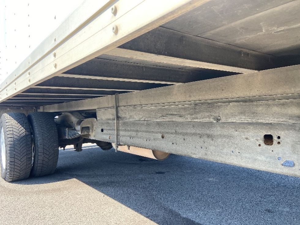 Light Duty Box Truck-Light and Medium Duty Trucks-Chevrolet-2017-EXPRESS-San Antonio-TX-224,402\n\t\tmiles-$ 9,000 - Image 12