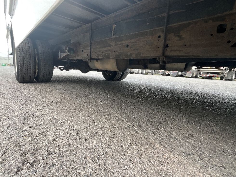 Light Duty Box Truck-Light and Medium Duty Trucks-Chevrolet-2019-G33903-Boucherville-PQ-172,745\n\t\tkm-$ 31,250 - Image 14