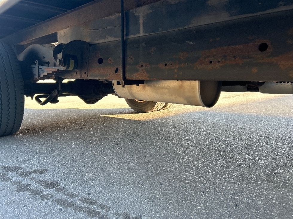 Light Duty Box Truck-Light and Medium Duty Trucks-Chevrolet-2019-G33903-Concord-ON-174,829\n\t\tkm-$ 31,250 - Image 14