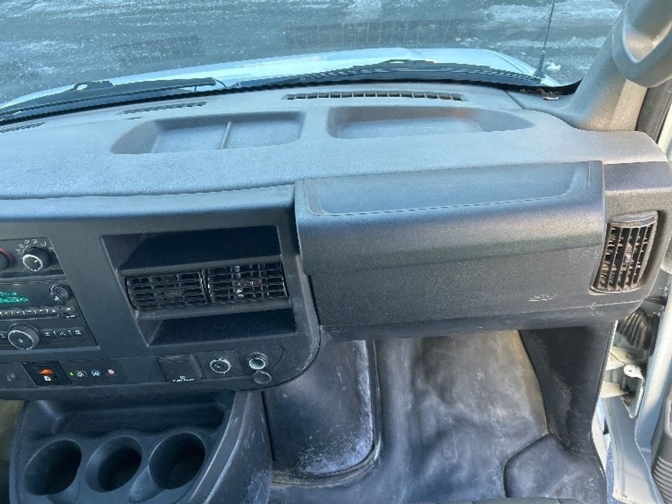 Light Duty Box Truck-Light and Medium Duty Trucks-Chevrolet-2019-G33903-Dartmouth-NS-194,310\n\t\tkm-$ 31,250 - Image 21