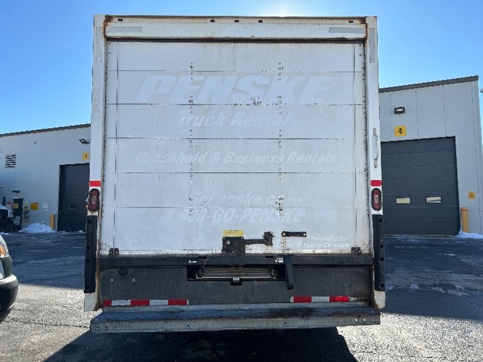 Light Duty Box Truck-Light and Medium Duty Trucks-Chevrolet-2019-G33903-Dartmouth-NS-194,310\n\t\tkm-$ 31,250 - Image 7