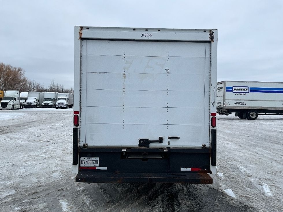 Light Duty Box Truck-Light and Medium Duty Trucks-Chevrolet-2019-G33903-Ottawa-ON-149,162\n\t\tkm-$ 35,000 - Image 7