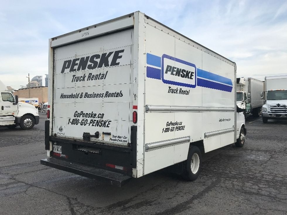 Light Duty Box Truck-Light and Medium Duty Trucks-Chevrolet-2019-G33903-Scarborough-ON-185,525\n\t\tkm-$ 30,250 - Image 13