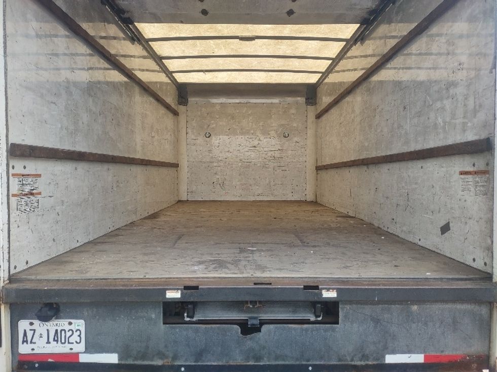 Light Duty Box Truck-Light and Medium Duty Trucks-Chevrolet-2019-G33903-Toronto-ON-193,132\n\t\tkm-$ 29,750 - Image 10