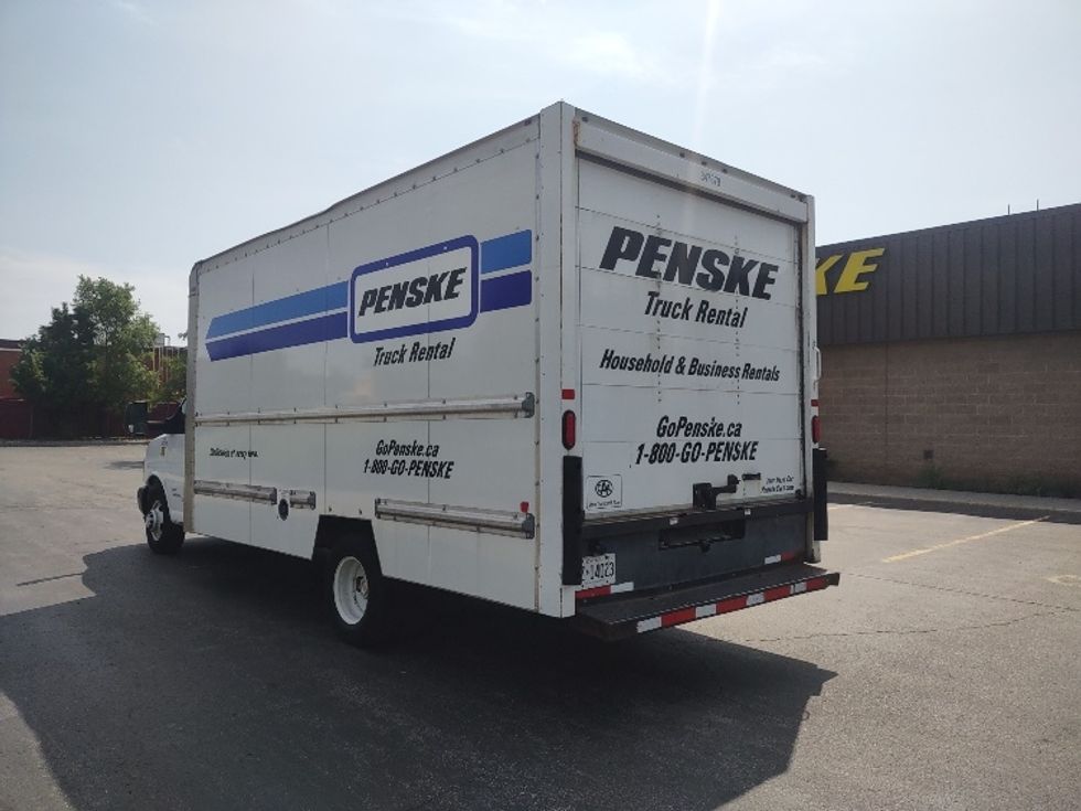 Light Duty Box Truck-Light and Medium Duty Trucks-Chevrolet-2019-G33903-Toronto-ON-193,132\n\t\tkm-$ 29,750 - Image 6