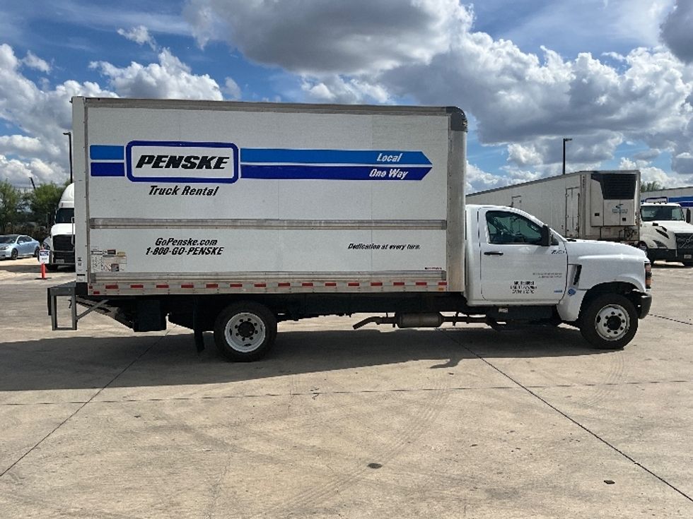 Light Duty Box Truck-Light and Medium Duty Trucks-Chevrolet-2020-SILVERAD-San Antonio-TX-94,500\n\t\tmiles-$ 35,250 - Image 15