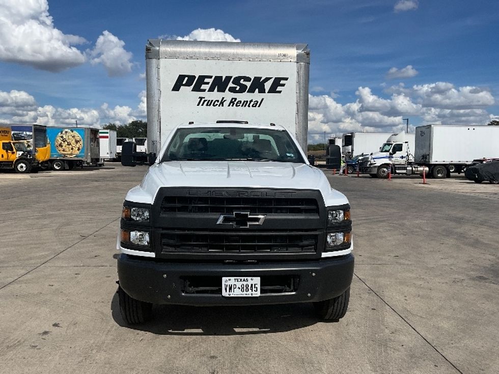 Light Duty Box Truck-Light and Medium Duty Trucks-Chevrolet-2020-SILVERAD-San Antonio-TX-94,500\n\t\tmiles-$ 35,250 - Image 2