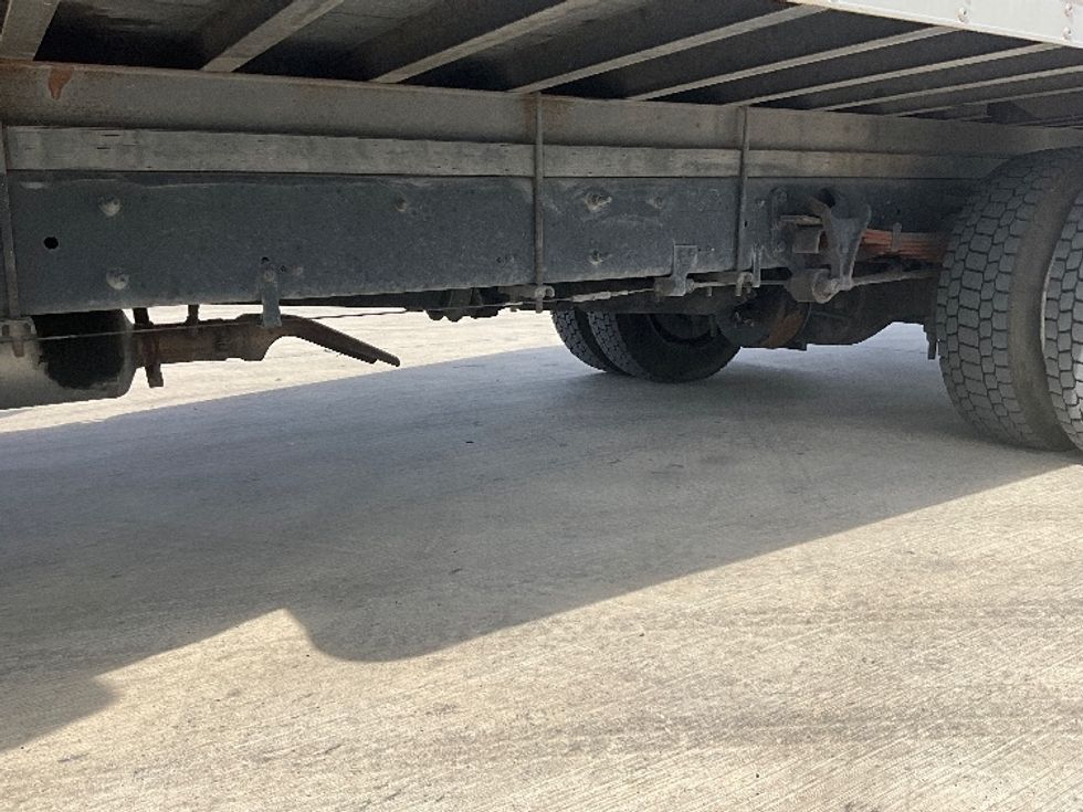 Light Duty Box Truck-Light and Medium Duty Trucks-Chevrolet-2020-SILVERAD-San Antonio-TX-94,500\n\t\tmiles-$ 35,250 - Image 5