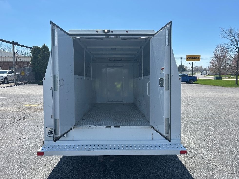 Light Duty Box Truck-Light and Medium Duty Trucks-Chevrolet-2021-EXPRESS-Minoa-NY-109,452\n\t\tmiles-$ 41,000 - Image 8