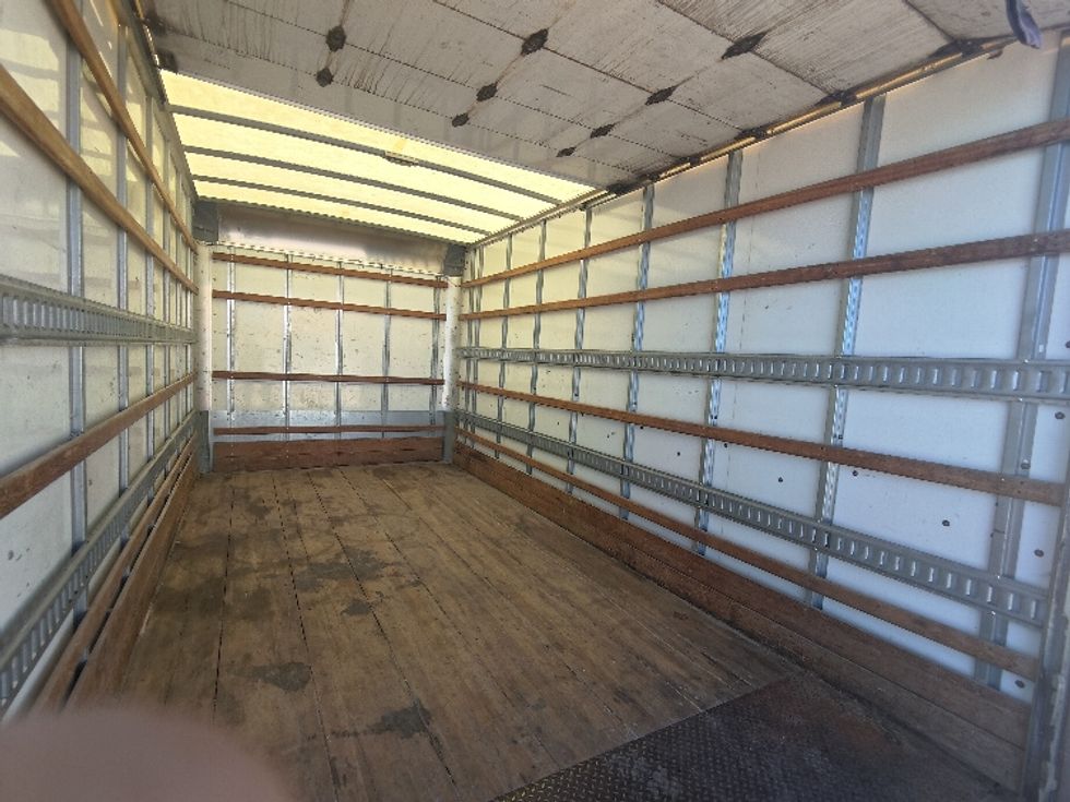 Light Duty Box Truck-Light and Medium Duty Trucks-Chevrolet-2021-SILVERAD-San Antonio-TX-107,941\n\t\tmiles-$ 32,250 - Image 12