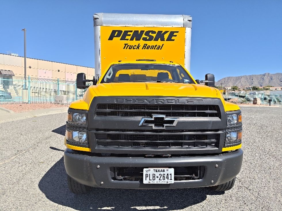 Light Duty Box Truck-Light and Medium Duty Trucks-Chevrolet-2021-SILVERAD-San Antonio-TX-107,941\n\t\tmiles-$ 32,250 - Image 2