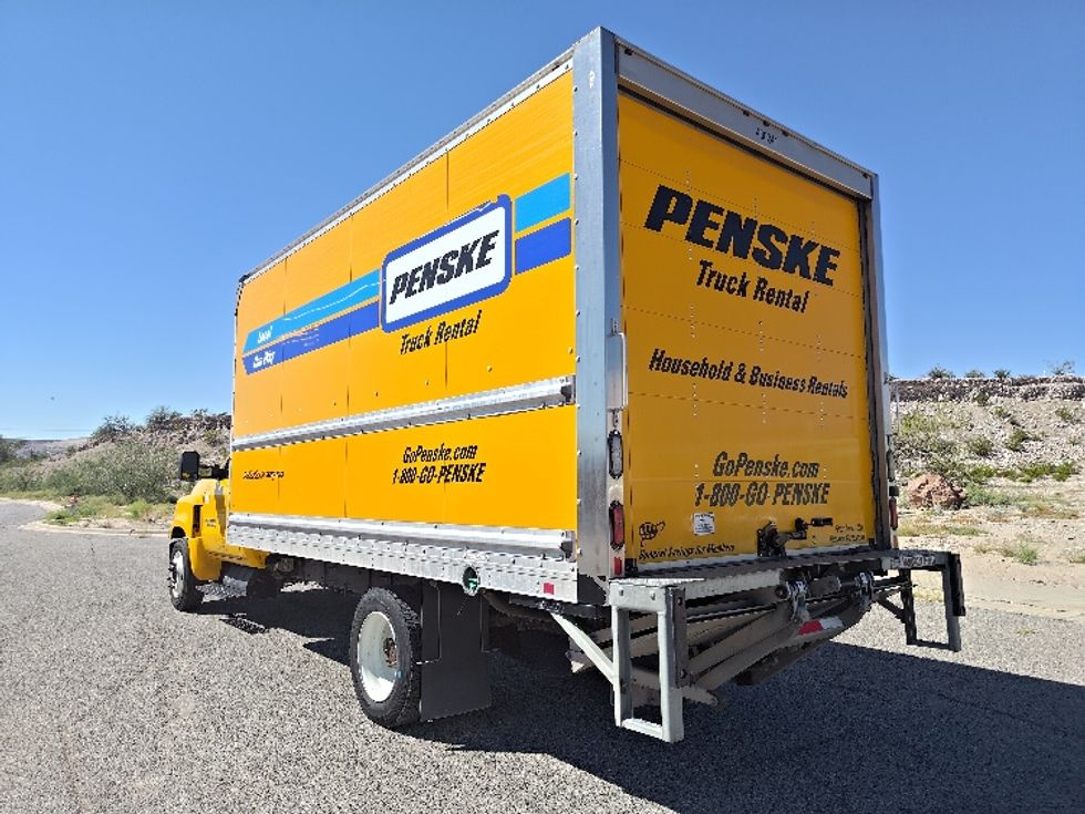 Light Duty Box Truck-Light and Medium Duty Trucks-Chevrolet-2021-SILVERAD-San Antonio-TX-107,941\n\t\tmiles-$ 32,250 - Image 6