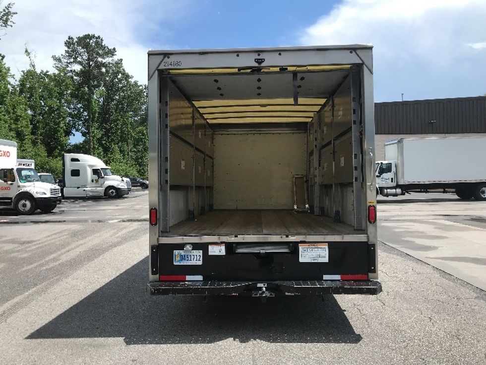 Light Duty Box Truck-Light and Medium Duty Trucks-Chevrolet-2023-G33903-Ladson-SC-30,592\n\t\tmiles-$ 45,000 - Image 7
