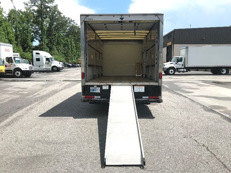Light Duty Box Truck-Light and Medium Duty Trucks-Chevrolet-2023-G33903-Ladson-SC-30,592\n\t\tmiles-$ 45,000 - Image 8