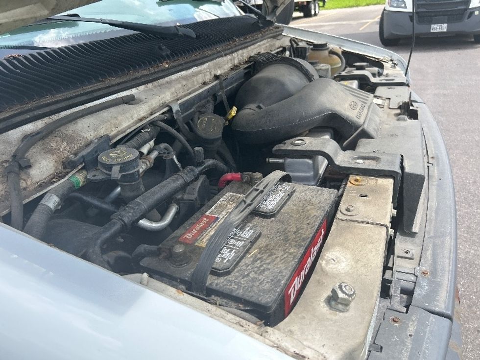 Light Duty Box Truck-Light and Medium Duty Trucks-Ford-2004-E450-Brooklyn Park-MN-107,322\n\t\tmiles-$ 7,250 - Image 23