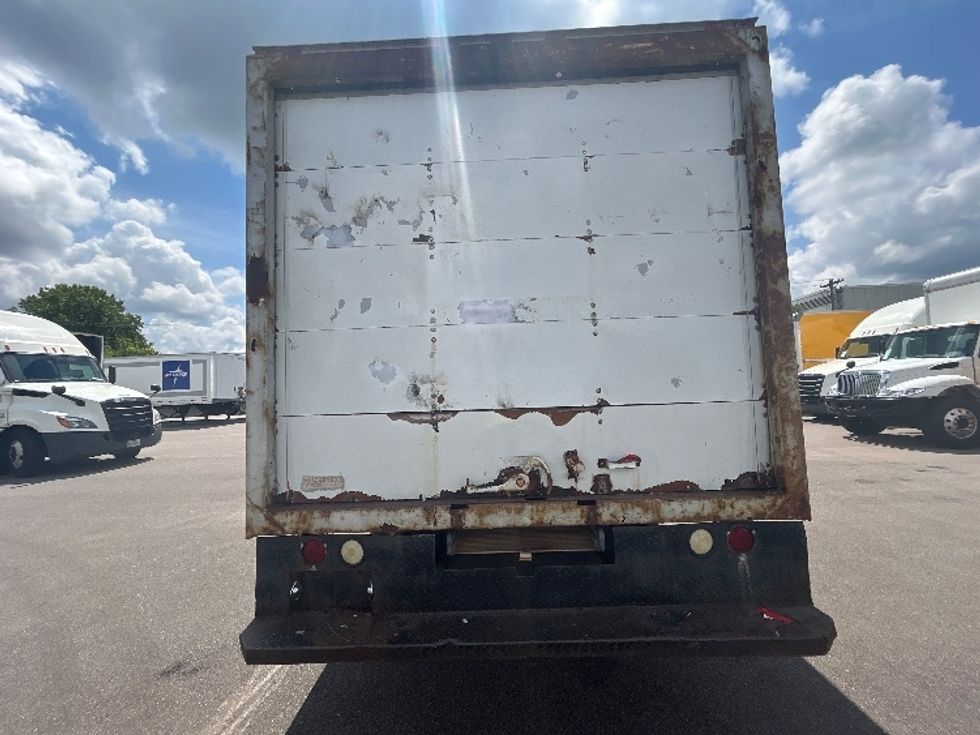 Light Duty Box Truck-Light and Medium Duty Trucks-Ford-2004-E450-Brooklyn Park-MN-107,322\n\t\tmiles-$ 7,250 - Image 27