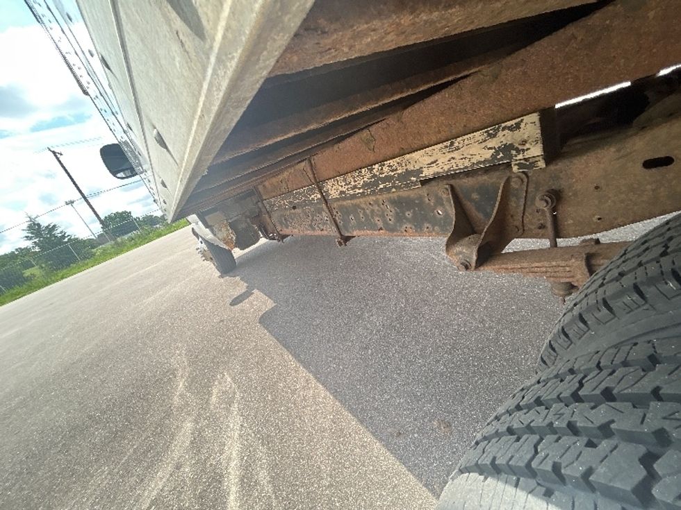 Light Duty Box Truck-Light and Medium Duty Trucks-Ford-2004-E450-Brooklyn Park-MN-107,322\n\t\tmiles-$ 7,250 - Image 5