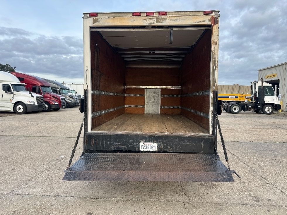 Light Duty Box Truck-Light and Medium Duty Trucks-Ford-2006-E350-Hammond-LA-145,249\n\t\tmiles-$ 9,500 - Image 8