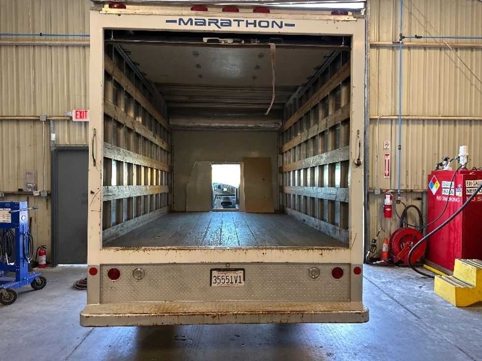 Light Duty Box Truck-Light and Medium Duty Trucks-Ford-2006-E350-Richmond-CA-205,509\n\t\tmiles-$ 7,000 - Image 9