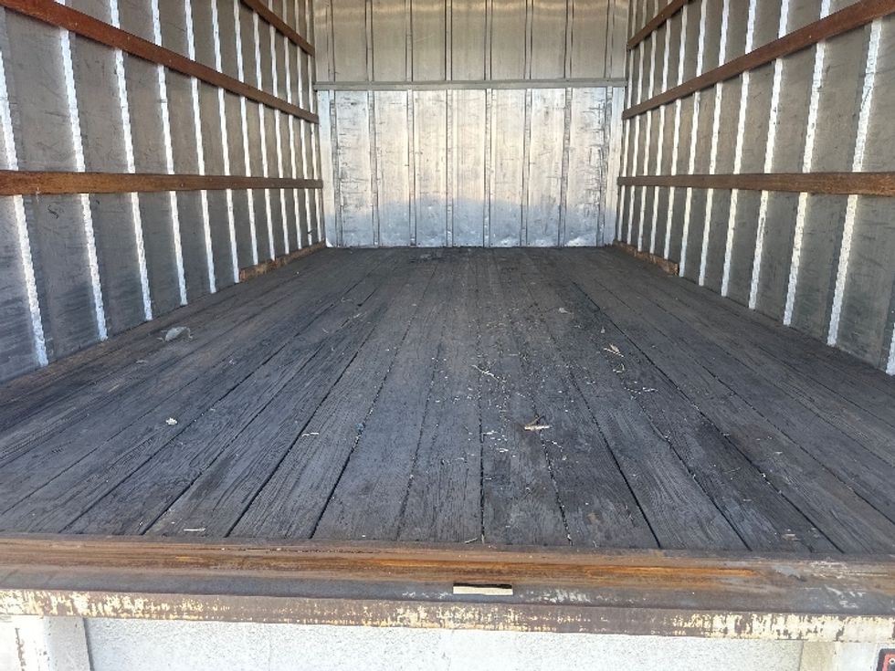 Light Duty Box Truck-Light and Medium Duty Trucks-Ford-2006-E450-Sparks-NV-238,059\n\t\tmiles-$ 8,500 - Image 10