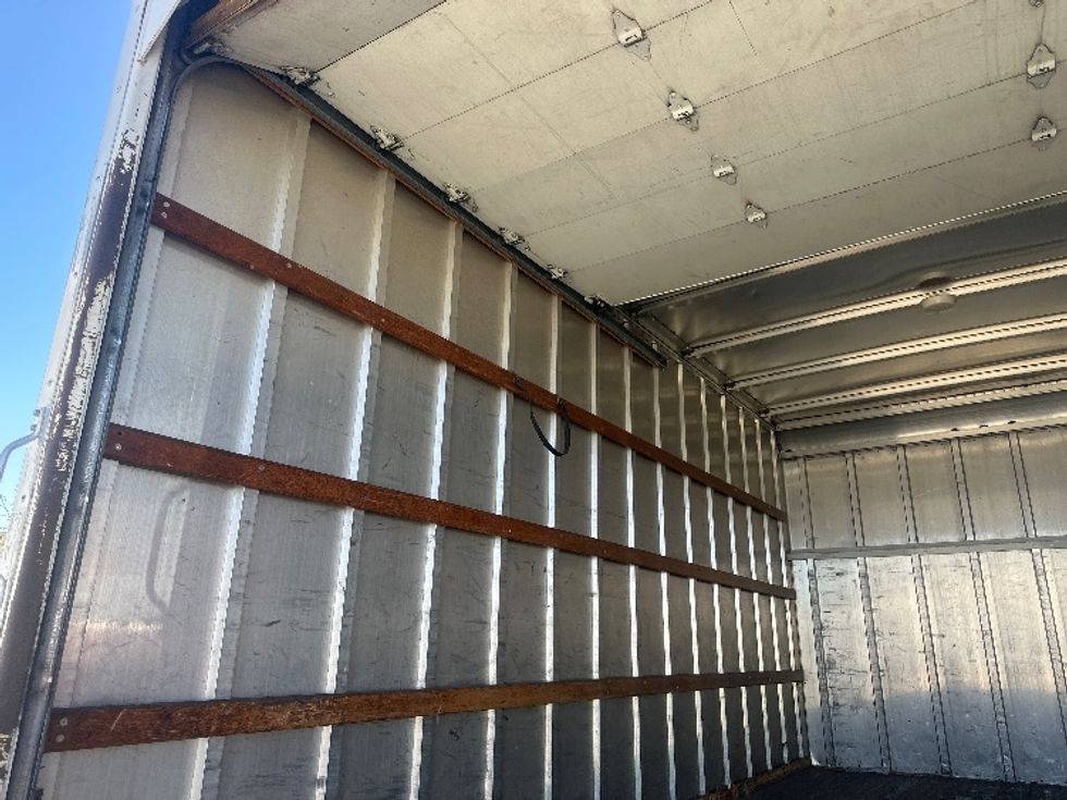 Light Duty Box Truck-Light and Medium Duty Trucks-Ford-2006-E450-Sparks-NV-238,059\n\t\tmiles-$ 8,500 - Image 11