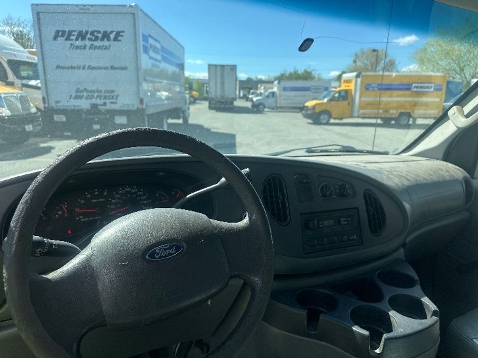 Light Duty Box Truck-Light and Medium Duty Trucks-Ford-2006-E450-Sparks-NV-238,059\n\t\tmiles-$ 8,500 - Image 18