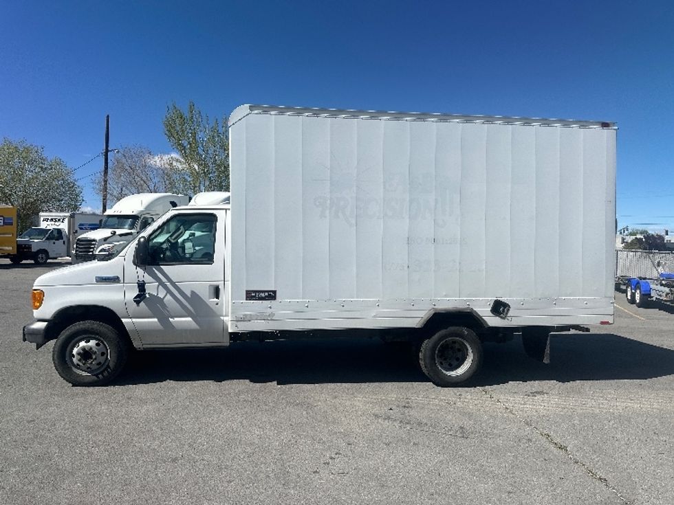 Light Duty Box Truck-Light and Medium Duty Trucks-Ford-2006-E450-Sparks-NV-238,059\n\t\tmiles-$ 8,500 - Image 4