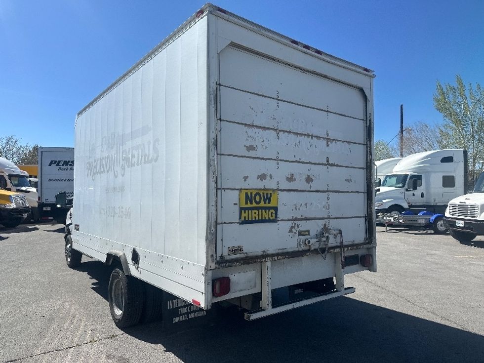 Light Duty Box Truck-Light and Medium Duty Trucks-Ford-2006-E450-Sparks-NV-238,059\n\t\tmiles-$ 8,500 - Image 6