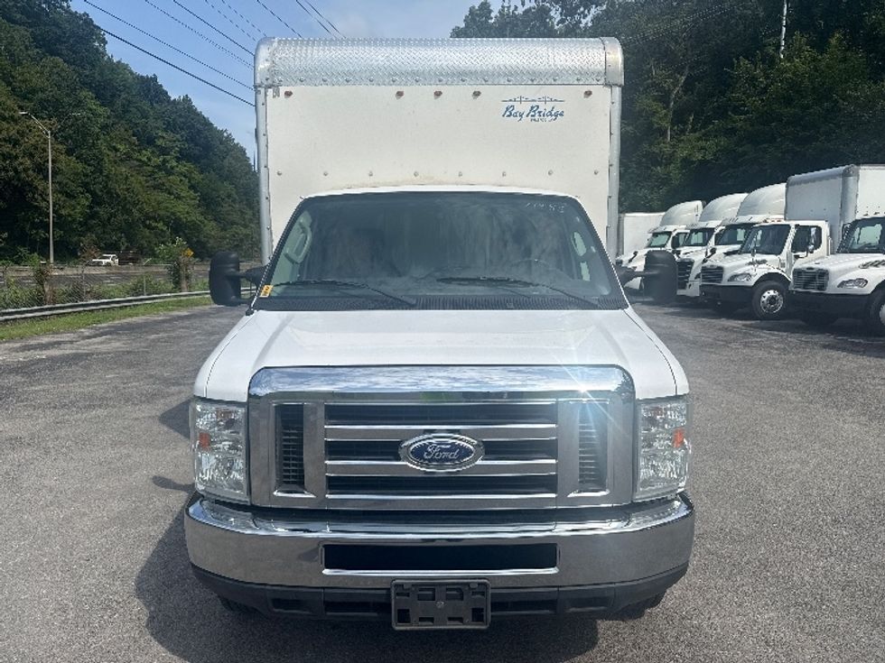 Light Duty Box Truck-Light and Medium Duty Trucks-Ford-2014-E350-Knoxville-TN-189,579\n\t\tmiles-$ 8,500 - Image 2