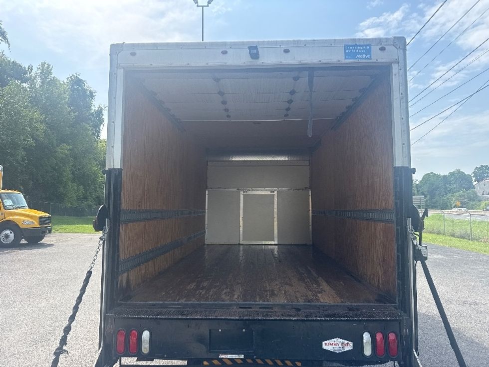 Light Duty Box Truck-Light and Medium Duty Trucks-Ford-2014-E350-Knoxville-TN-189,579\n\t\tmiles-$ 8,500 - Image 8