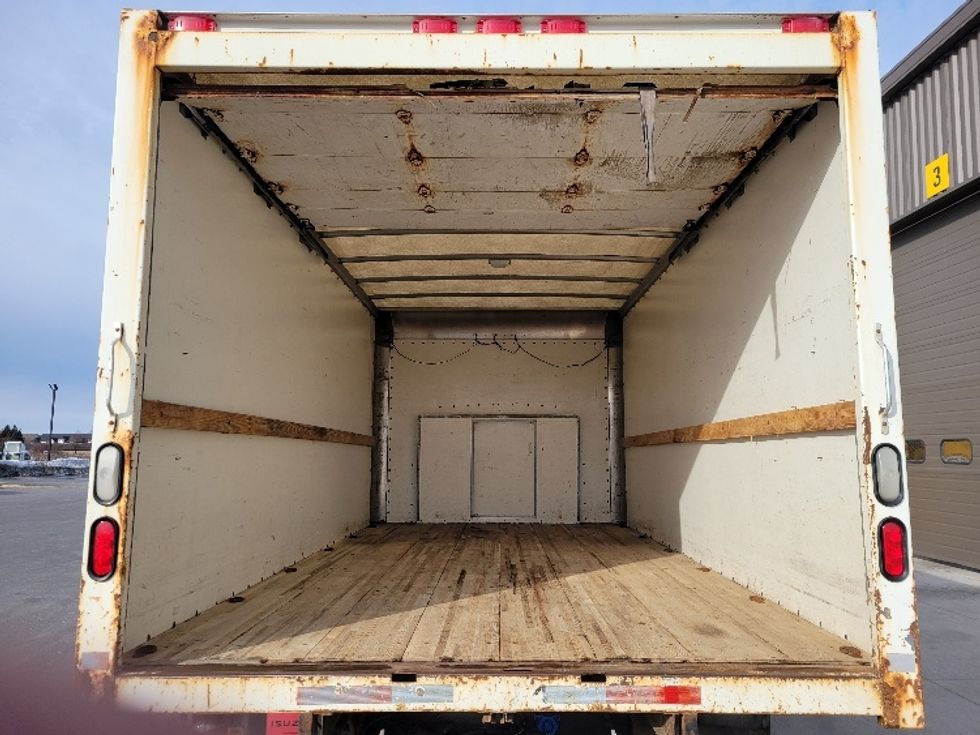 Light Duty Box Truck-Light and Medium Duty Trucks-Ford-2014-E450-Stoney Creek-ON-334,140\n\t\tkm-$ 10,000 - Image 9