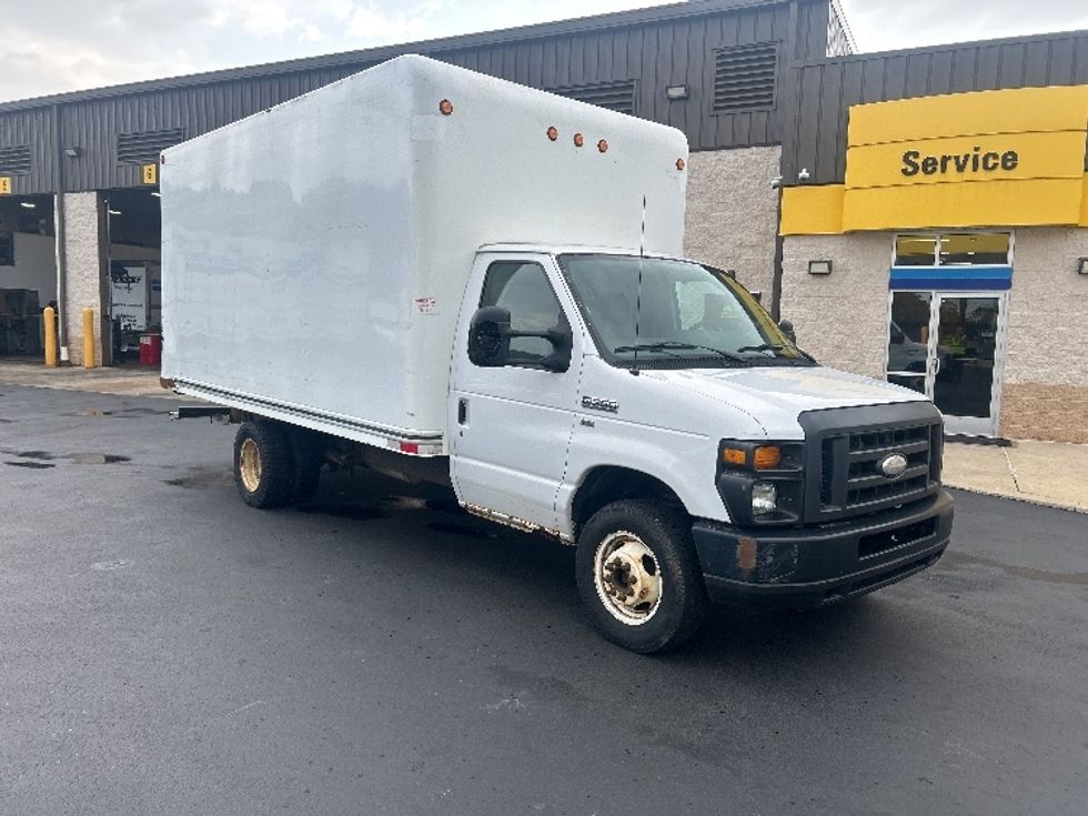 Light Duty Box Truck-Light and Medium Duty Trucks-Ford-2015-E350-Pittsburgh-PA-201,163\n\t\tmiles-$ 8,000 - Image 1