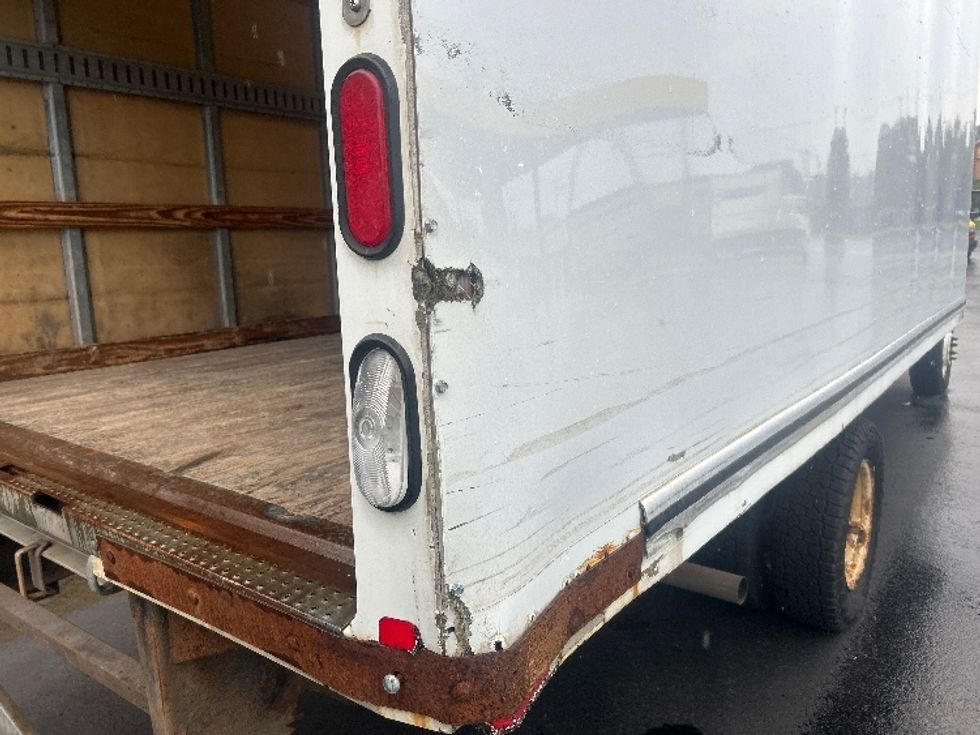 Light Duty Box Truck-Light and Medium Duty Trucks-Ford-2015-E350-Pittsburgh-PA-201,163\n\t\tmiles-$ 8,000 - Image 26