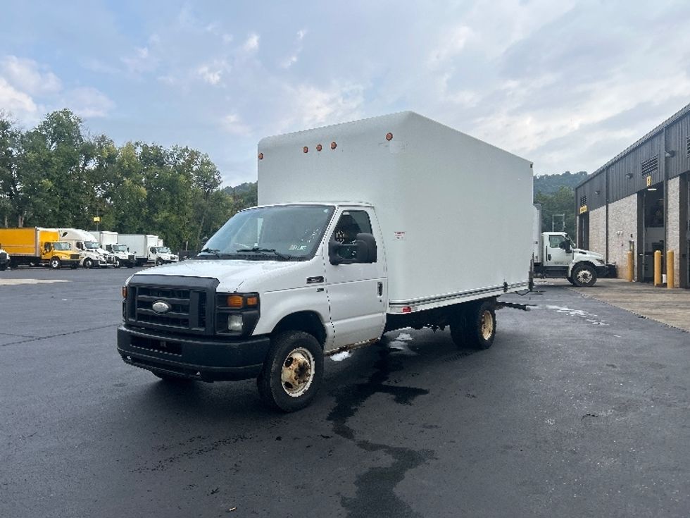 Light Duty Box Truck-Light and Medium Duty Trucks-Ford-2015-E350-Pittsburgh-PA-201,163\n\t\tmiles-$ 8,000 - Image 3