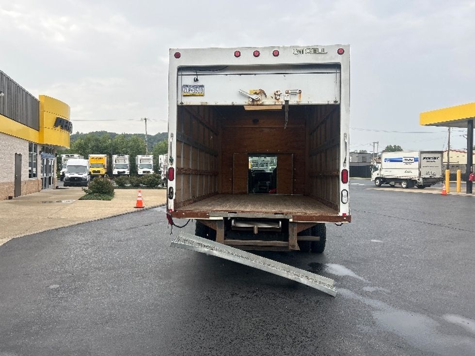 Light Duty Box Truck-Light and Medium Duty Trucks-Ford-2015-E350-Pittsburgh-PA-201,163\n\t\tmiles-$ 8,000 - Image 7