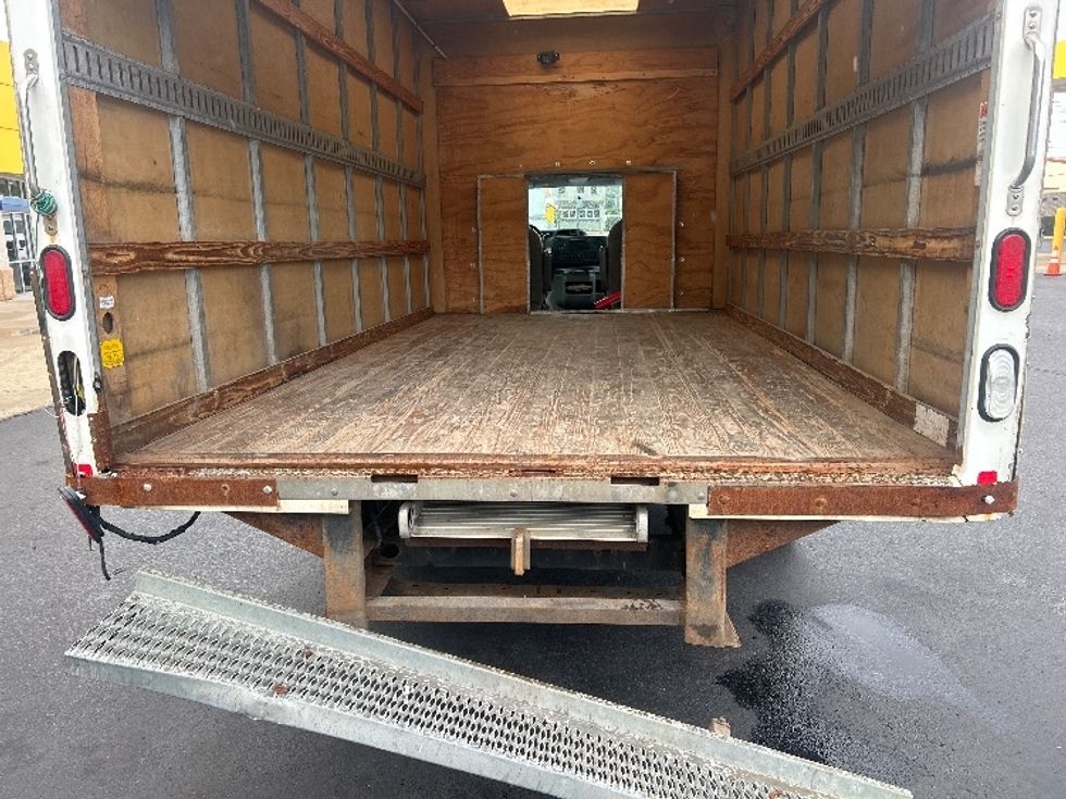 Light Duty Box Truck-Light and Medium Duty Trucks-Ford-2015-E350-Pittsburgh-PA-201,163\n\t\tmiles-$ 8,000 - Image 9