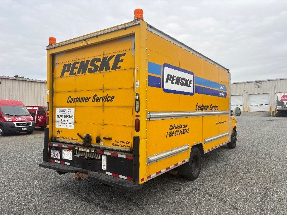 Light Duty Box Truck-Light and Medium Duty Trucks-Ford-2015-E350-Sandwich-MA-135,183\n\t\tmiles-$ 15,750 - Image 12