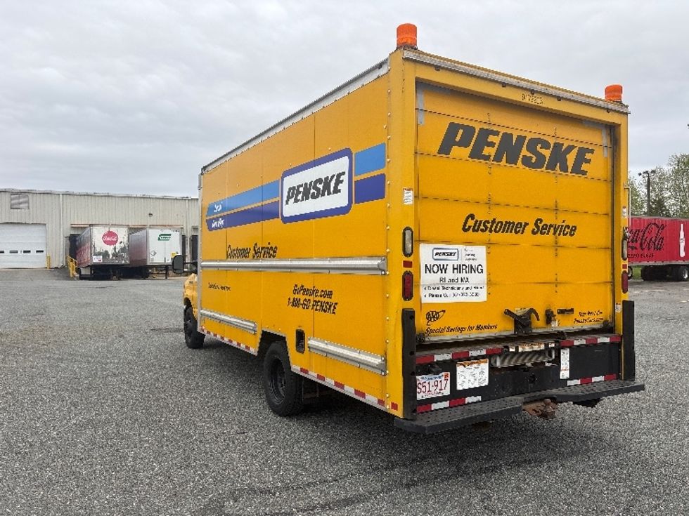 Light Duty Box Truck-Light and Medium Duty Trucks-Ford-2015-E350-Sandwich-MA-135,183\n\t\tmiles-$ 15,750 - Image 6