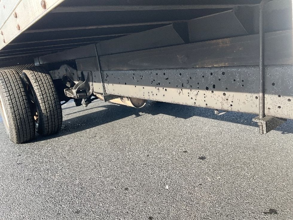 Light Duty Box Truck-Light and Medium Duty Trucks-Ford-2015-E350-Tampa-FL-193,929\n\t\tmiles-$ 9,500 - Image 13