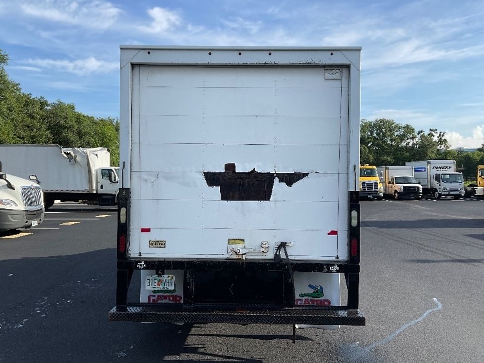 Light Duty Box Truck-Light and Medium Duty Trucks-Ford-2015-E350-Tampa-FL-193,929\n\t\tmiles-$ 9,500 - Image 7