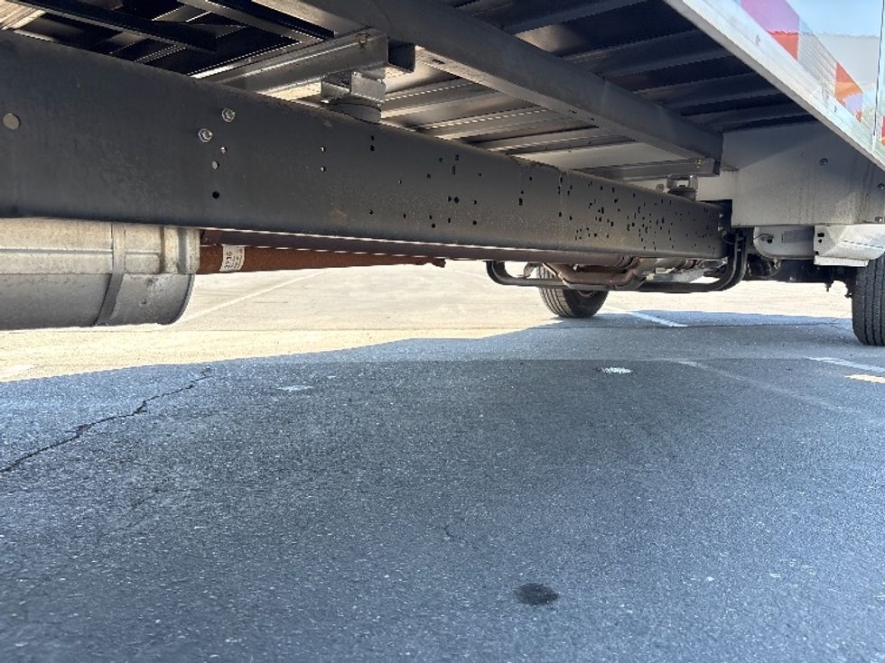 Light Duty Box Truck-Light and Medium Duty Trucks-Ford-2016-E350-Fresno-CA-11,299\n\t\tmiles-$ 22,500 - Image 12