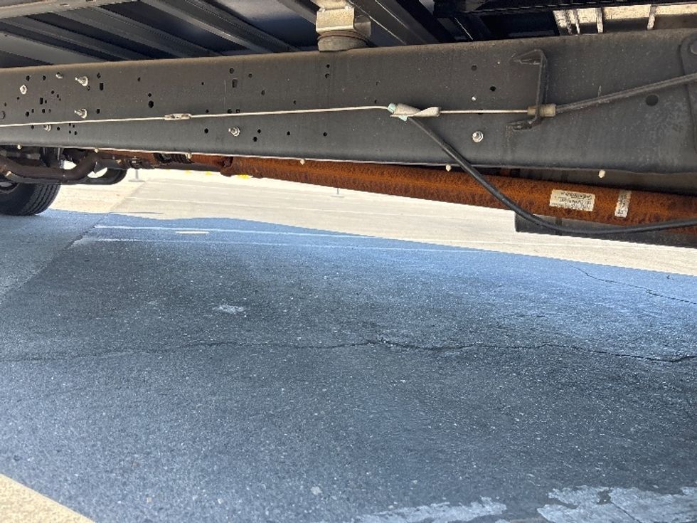 Light Duty Box Truck-Light and Medium Duty Trucks-Ford-2016-E350-Fresno-CA-11,299\n\t\tmiles-$ 22,500 - Image 5