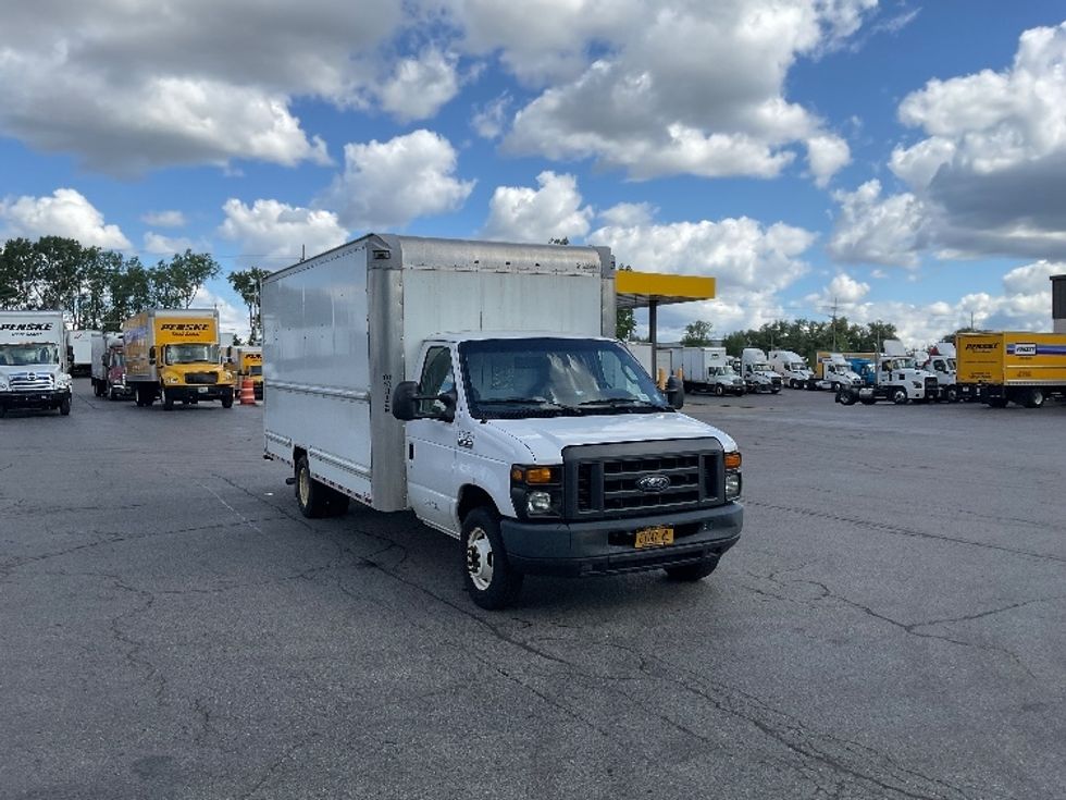 Light Duty Box Truck-Light and Medium Duty Trucks-Ford-2017-E350-Fredonia-NY-89,788\n\t\tmiles-$ 21,000 - Image 1