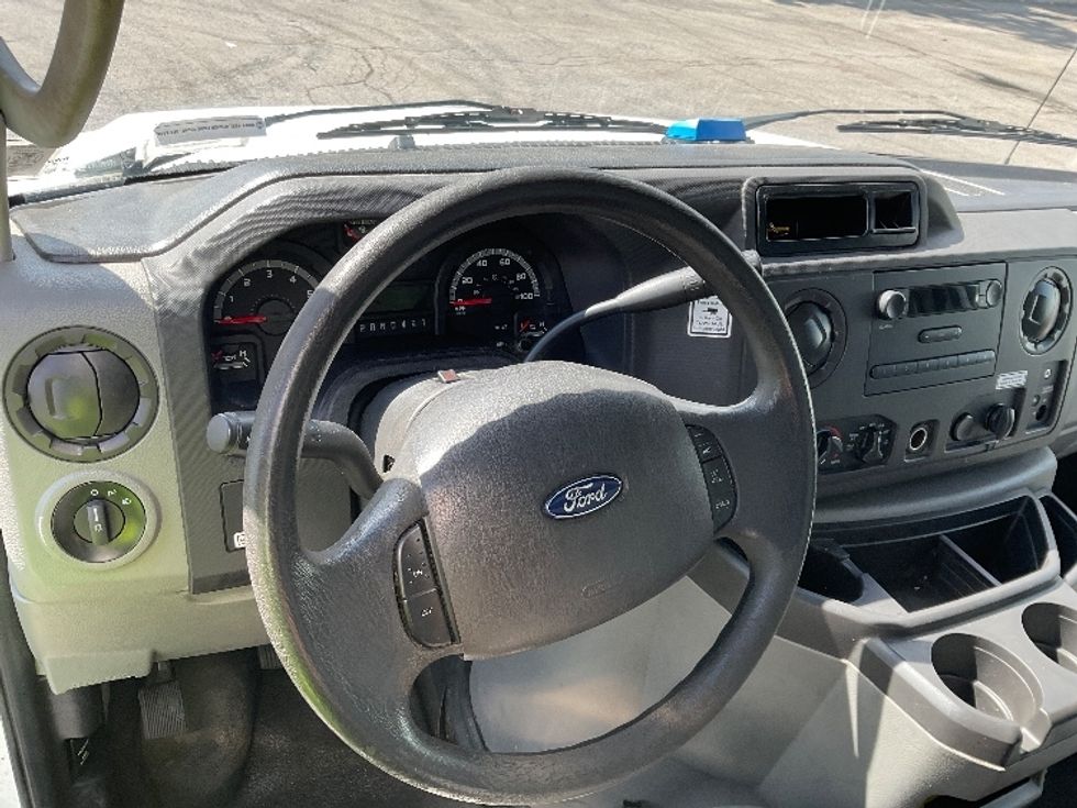 Light Duty Box Truck-Light and Medium Duty Trucks-Ford-2017-E350-Fredonia-NY-89,788\n\t\tmiles-$ 21,000 - Image 16