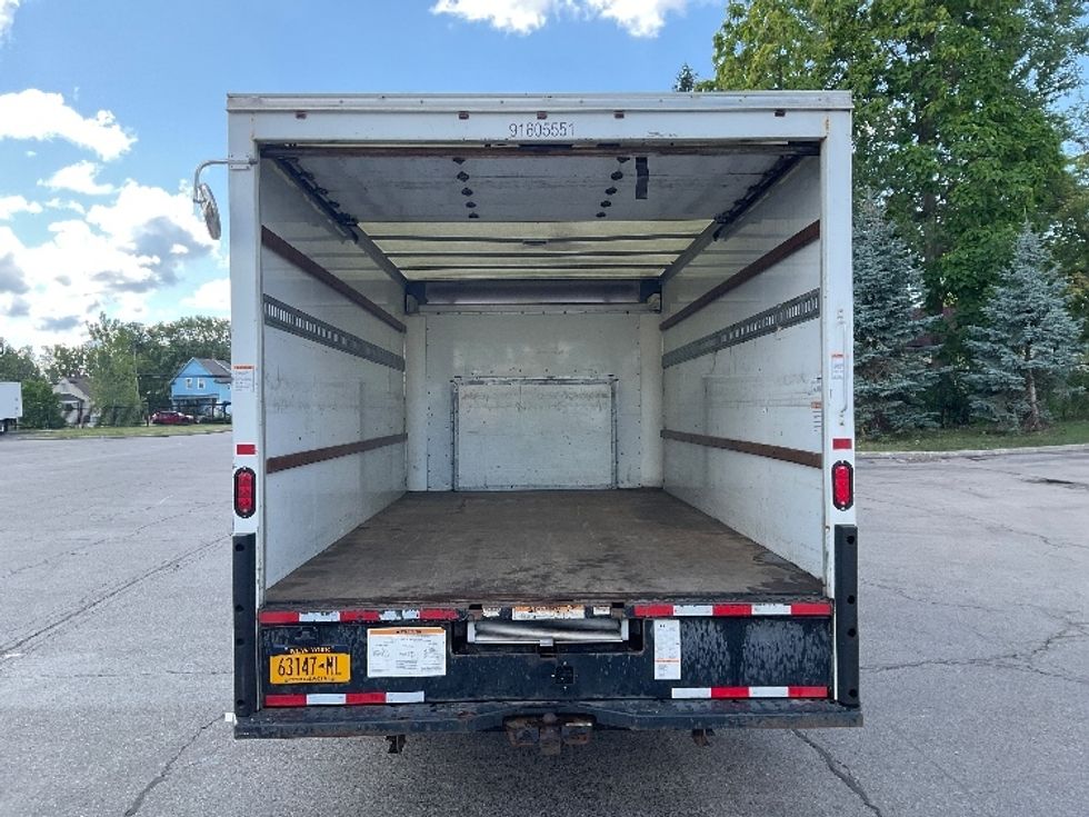 Light Duty Box Truck-Light and Medium Duty Trucks-Ford-2017-E350-Fredonia-NY-89,788\n\t\tmiles-$ 21,000 - Image 8