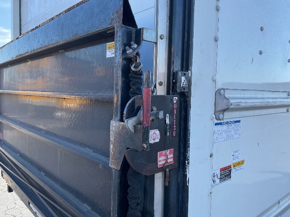 Light Duty Box Truck-Light and Medium Duty Trucks-Ford-2017-E350-Torrance-CA-68,867\n\t\tmiles-$ 27,000 - Image 25