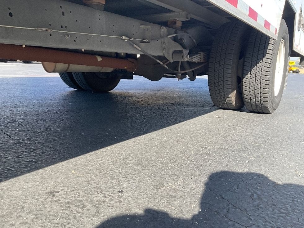 Light Duty Box Truck-Light and Medium Duty Trucks-Ford-2017-E350-Torrance-CA-68,867\n\t\tmiles-$ 27,000 - Image 5