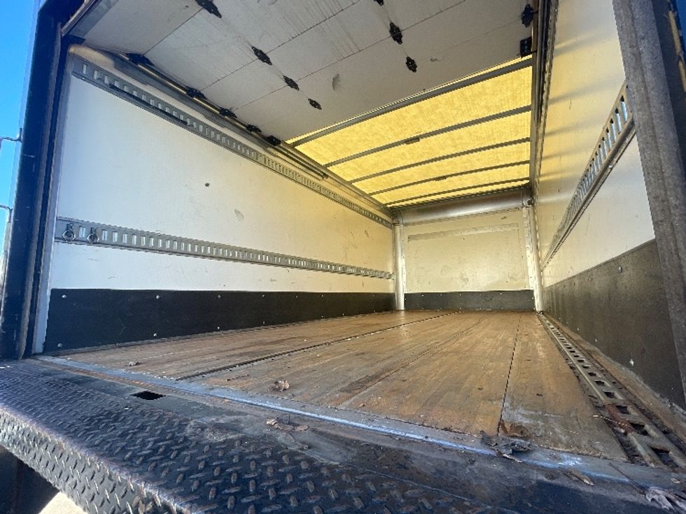 Light Duty Box Truck-Light and Medium Duty Trucks-Ford-2017-Transit 350-Concord-NC-85,846\n\t\tmiles-$ 26,250 - Image 11