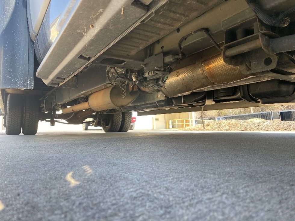 Light Duty Box Truck-Light and Medium Duty Trucks-Ford-2017-Transit 350-Concord-NC-85,846\n\t\tmiles-$ 26,250 - Image 14