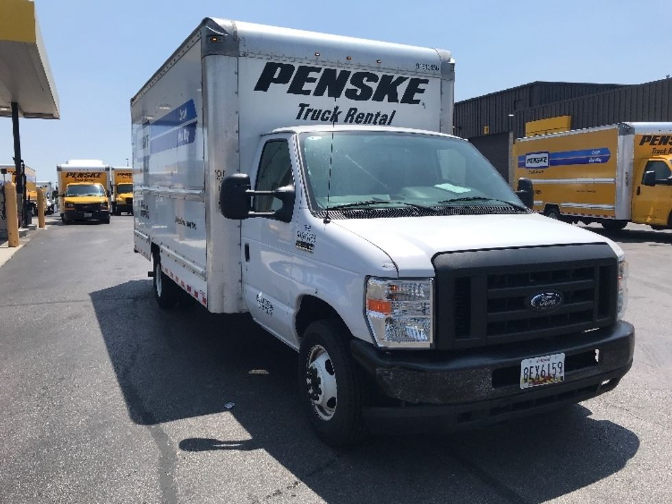 Used Light Duty Box Trucks for Sale in MD Penske Used Trucks